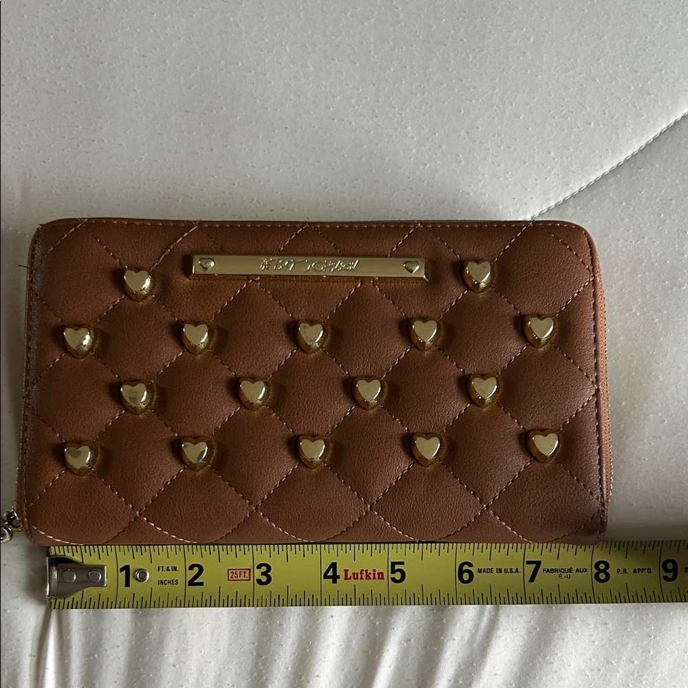 Betsy‎ Johnson Quilted Wristlet with Gold Accents - Picture 9 of 12